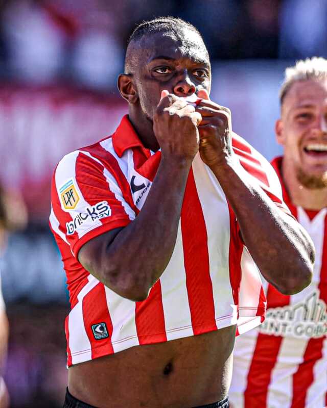 Estudiantes eliminó a Rosario Central y avanzó a los cuartos del Torneo Clausura 2025 6 G6eVG2AXAAAq119 - 5