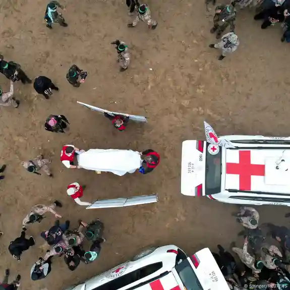 Tensión entre Israel y Hamás: los restos devueltos no corresponden a los cautivos del 7 de octubre 2 Hamás