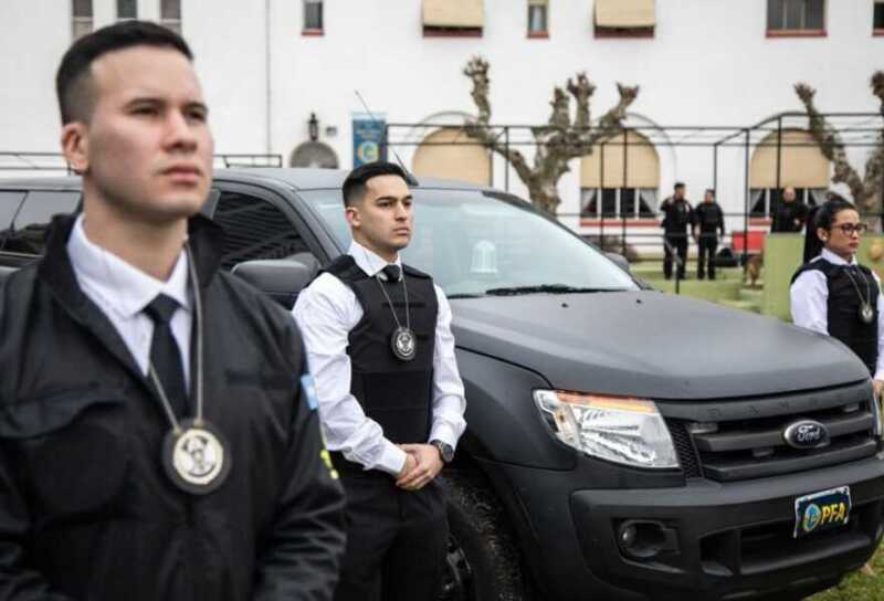 INVESTIGADOR - 1