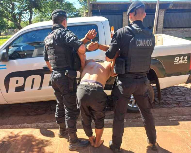 Apóstoles: detienen a un joven que atacó a su madre y apuñaló a su hermano Imagen de WhatsApp 2025 11 09 a las 16.11.44 1a093e8e e1762716502673 - 1