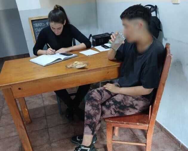 Intervención policial en Posadas terminó con el rescate de una menor buscada en Santa Fe Imagen de WhatsApp 2025 11 24 a las 18.05.17 d1f0d6b1 e1764019468715 - 1