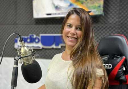 “Laura Ripoll, periodista y dueña de Universal Club, repasa entre emoción y nostalgia los años del bar cultural que impulsó a más de 300 bandas misioneras.”