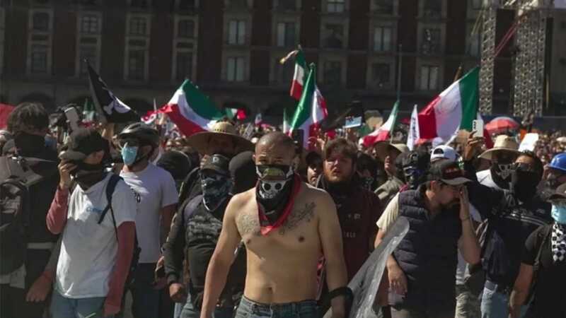 Violencia en CDMX: más de 120 heridos en protestas frente al Palacio Nacional Nacional