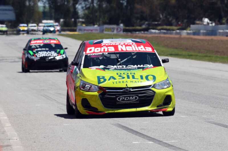 Pastori volvió a brillar en Río Cuarto y llega a la gran final del Turismo Nacional a solo un punto del líder 2 Pastori