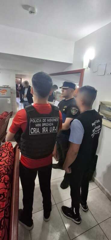 Causa MASI en Posadas: allanan la casa del acusado por grabar a niños 1 Posadas