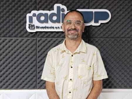 Quique Uffelman cuestiona el modelo actual y pide recuperar el “espectáculo urbano” de la Estudiantina Uffelman repasó la evolución de la Estudiantina y alertó sobre fallas en infraestructura y competencia.