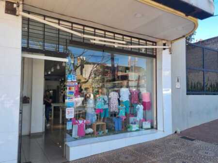 “Solo quiero poder trabajar”: comerciante obereña denuncia acoso frente a su local El relato de una mujer que expuso una realidad que afecta a muchas y que aún busca respuestas.