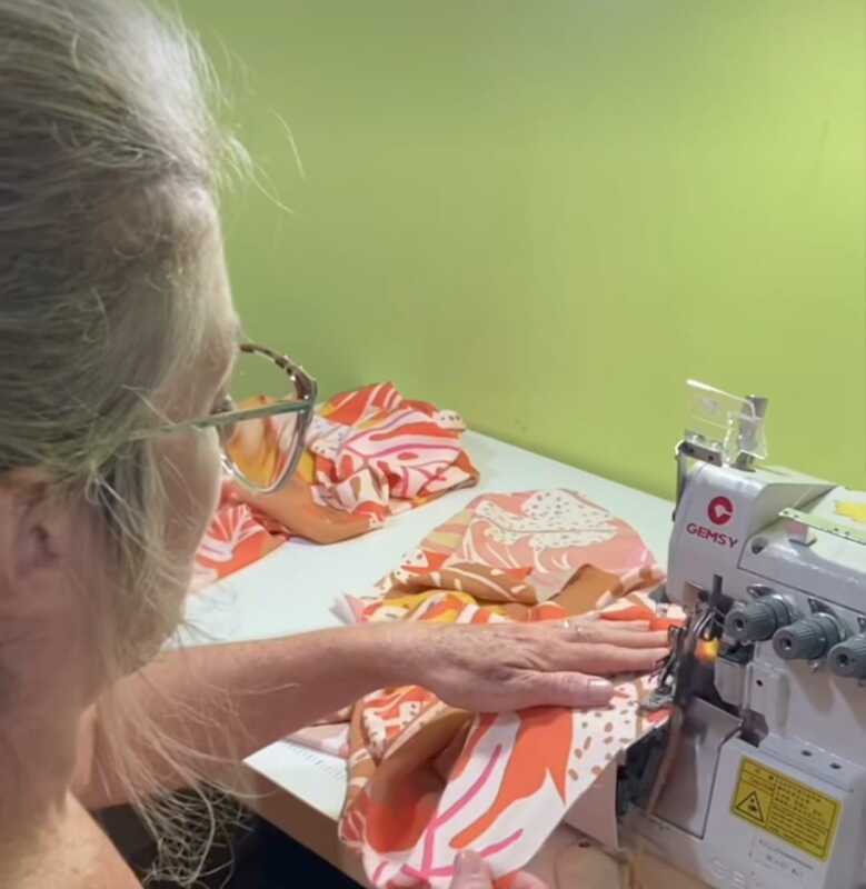 Moda artesanal que respira identidad, alegría y raíces familiares.