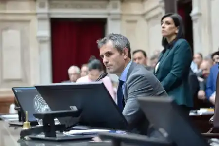 El Gobierno convocó a sesiones extraordinarias del Congreso desde el 10 al 31 de diciembre Congreso - reforma laboral