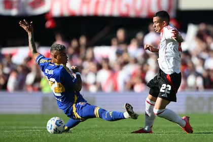 Se viene el Superclásico: Con Boca clasificando y River al borde del abismo, así está la tabla anual para las copas 5 WhatsApp Image 2025 11 04 at 10.56.06 1 - 4