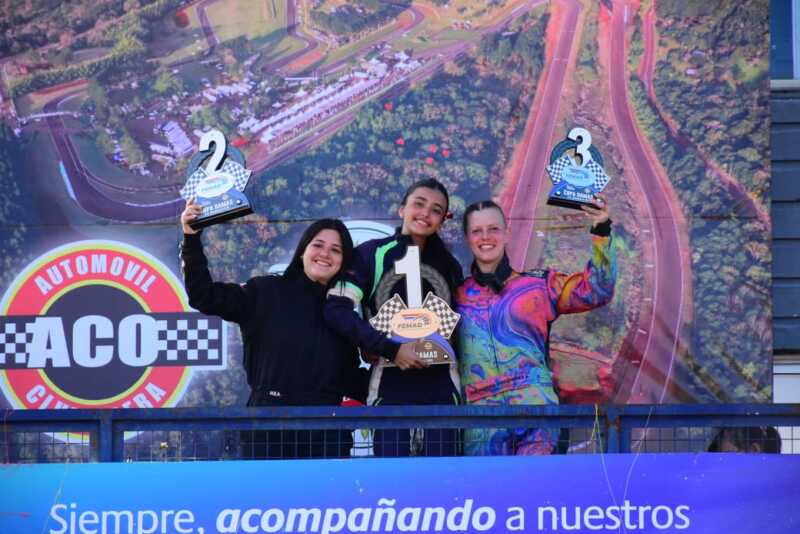 Misionero de Karting: la 8ª fecha dejó emoción, ganadores y definiciones en suspenso 17 WhatsApp Image 2025 11 10 at 07.22.18 1 - 16