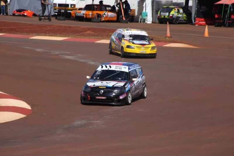 Eldorado: se presentó el Gran Premio Coronación del Misionero de Pista 4 WhatsApp Image 2025 11 28 at 07.46.16 2 - 3