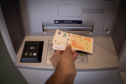 Para APYME, la reforma laboral de Milei “no sirve si no tenés a quién venderle” 3 aguinaldo - pymes argentina
