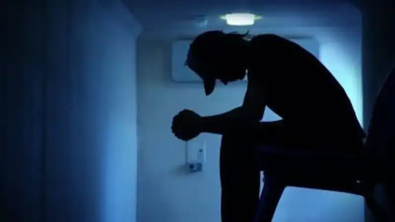 Un adolescente en riesgo y un padre desesperado: la otra cara de la salud mental en Puerto Iguazú 4 Sin luz, sin ingresos y sin respuestas del sistema, Roberto clama por neurólogo, psiquiatra y atención urgente para su hijo de 16 años.