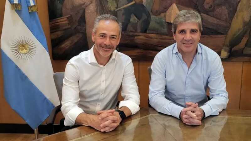 alejandro lew secretario finanzas