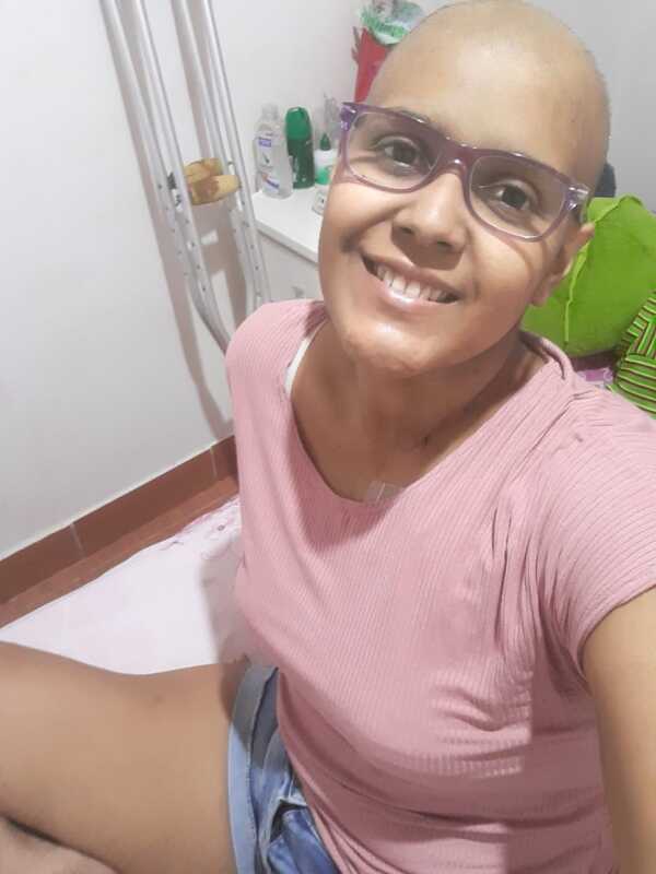 Araceli Rojas: la joven obereña que enfrenta el cáncer con fe, trabajo y esperanza 2 Tras más de 22 quimioterapias y una amputación, sigue creyendo que todo tendrá un final bueno.