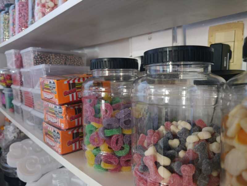 Apostó a la venta de gomitas dulces y hoy es su sustento económico: “La demanda es permanente” Gomitas