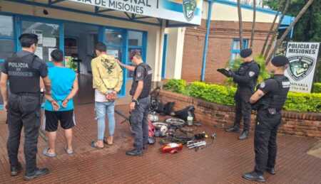 Recuperan moto robada y detuvieron a dos ladrones en Posadas posadas