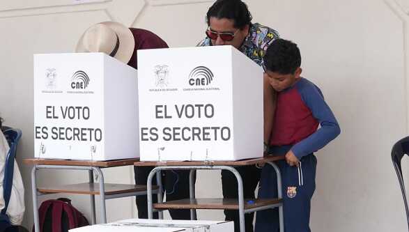 Ecuador rechazó la reforma constitucional y las propuestas impulsadas por Daniel Noboa 5 ecuadorr - 4