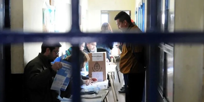 Elecciones legislativas: cómo votaron los misioneros en el exterior y los privados de su libertad 4 elecciones