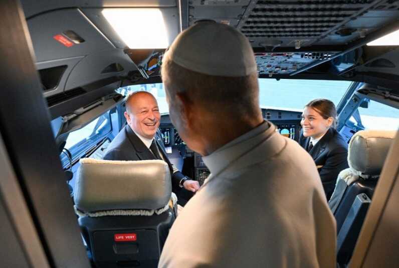 León XIV llegó a Ankara para iniciar su primer viaje apostólico León xiv