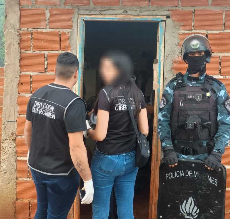 Desarticulan una red de grooming en Posadas: cuatro detenidos y secuestro de dispositivos clave 3 masi posadas 1 - 2