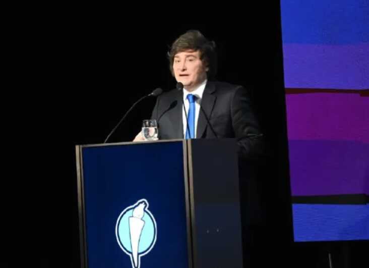 Milei pidió apoyo del empresariado y apuntó al Congreso por “leyes que intentaron sabotear el programa económico” 2 Milei