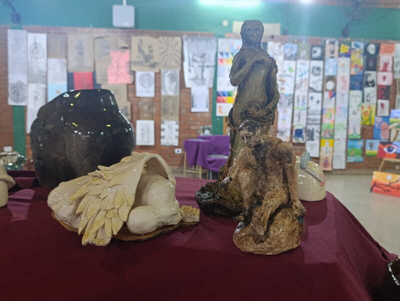 Jóvenes del B.O.P. N.º 9 muestran su talento en la Muestra Anual de Artes y Cerámica 28 muestra anual BOP 9 16 - 27