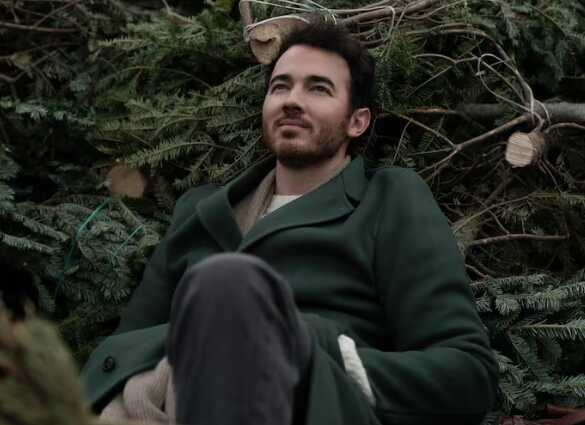 “Una navidad muy Jonas Brothers”: Los hermanos vuelven al cine con una comedia musical 2 navidadd - 1