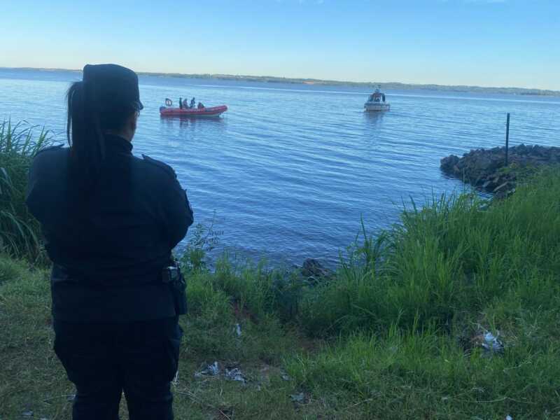 Hallaron el cuerpo del joven desaparecido en el río Paraná en Posadas posadas 1 - 2