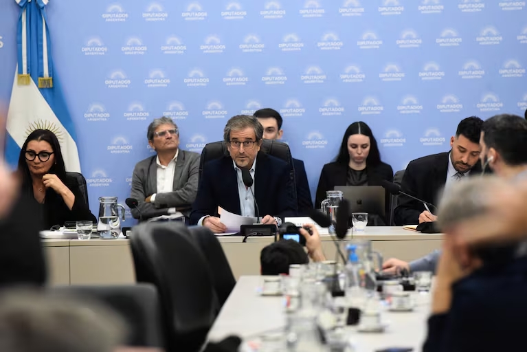 La ley de Presupuesto como acuerdo político: una prueba para la Argentina federal 2 presupuesto 2026 - santilli