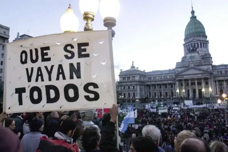 que se vayan todos - 7