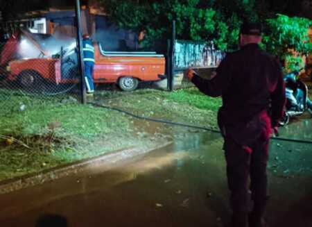 Wanda: vehículo se incendió en el barrio Belgrano wanda