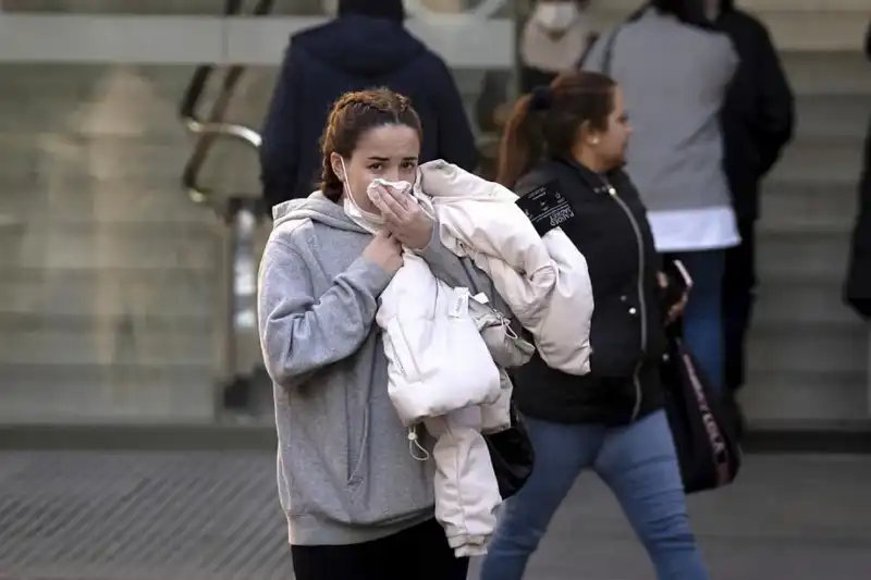 Cataluña restablece el uso de mascarillas en hospitales por el aumento de infecciones respiratorias 17652879816284 - 2