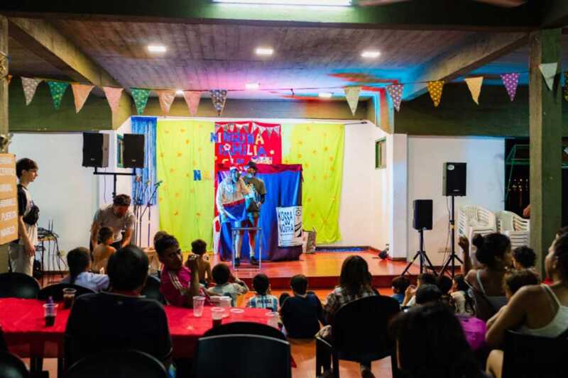 Navidad con solidaridad: brindaron cena para personas en situación de calle en Posadas 6 20251224 stella maris 3 - 5