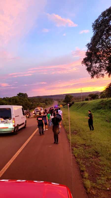 Puente Yaza: emotiva marcha en Campo Viera para pedir justicia y seguridad vial