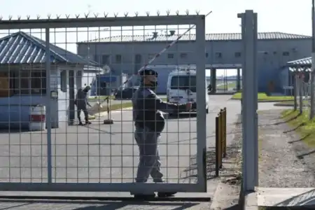 Comida podrida y contratos millonarios: el caso que sacude al penal de Ezeiza Comida