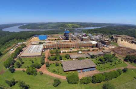 Papel Misionero celebró sus 50 años con una recorrida de periodistas por su planta en Misiones papel misionero Misiones