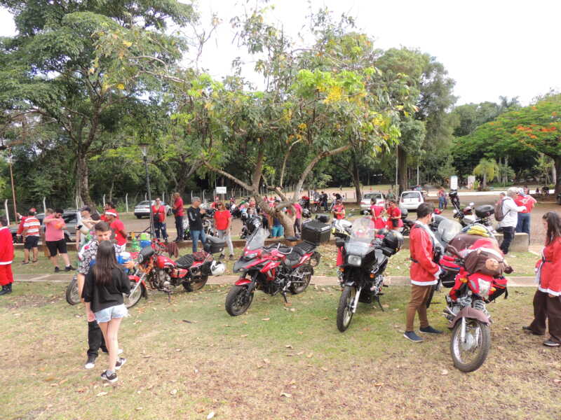 Más de 200 motociclistas colmaron Posadas en la Papanoelada Motera Solidaria 6 DSCN9528 - 5