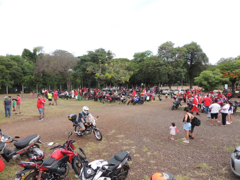 Más de 200 motociclistas colmaron Posadas en la Papanoelada Motera Solidaria 11 Papanoelada
