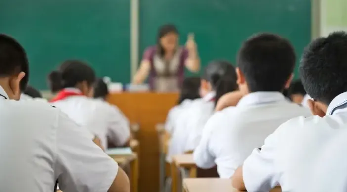 Docentes del MPL realizan corte total en la Ruta 12 en Puerto Rico 2 docentes