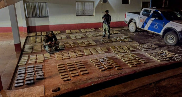 Secuestraron casi media tonelada de droga valuada en más de un millón de pesos en Montecarlo Droga