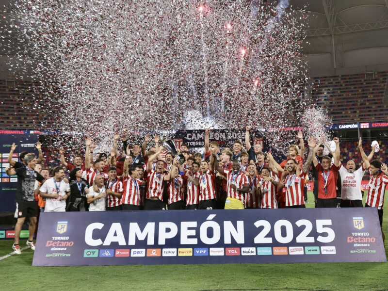Estudiantes campeón del Clausura 2025 y con un calendario cargado de finales G8Gavc XkAQ8tcn - 2