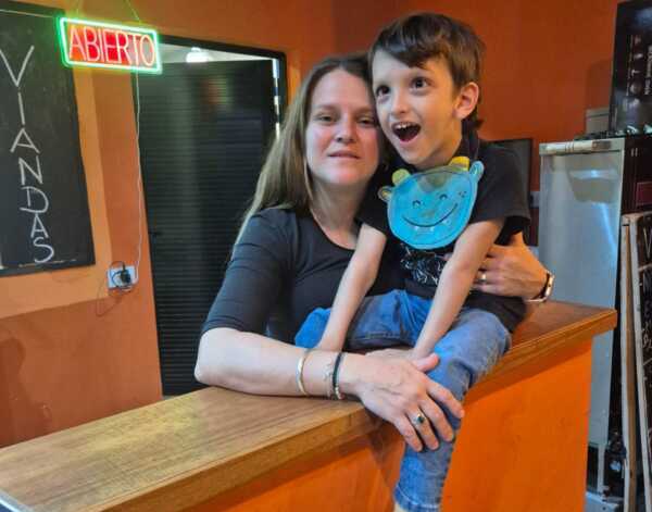 Jere a México: juntan fondos para financiar su tratamiento contra la parálisis cerebral 5 Jeremias a Mexico 6 e1764588551887 - 4