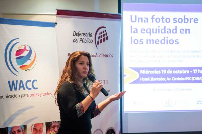 Un monitoreo, 700 noticias y un mismo diagnóstico: las mujeres siguen invisibilizadas en los medios 2 Gabioud explicó que economía y deportes siguen siendo los sectores con mayor desigualdad: solo el 4% de las voces son femeninas.