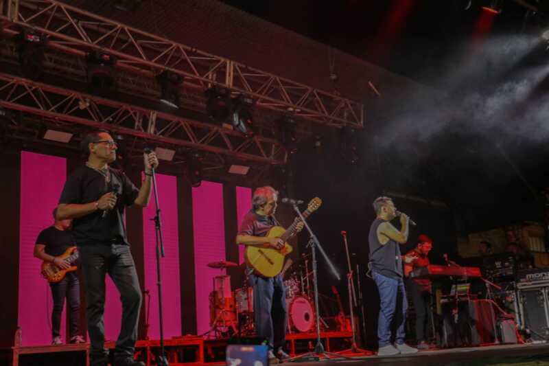 Cerca de 100 mil personas disfrutaron de la Fiesta Nacional de la Navidad en Alem 6 Navidad en Alem 2 - 5