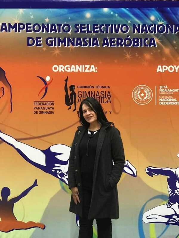 Rossana Gutiérrez cierra el año con la gala en el Montoya que resume 35 años de trabajo 9 Rossana Gutierrez6 - 8