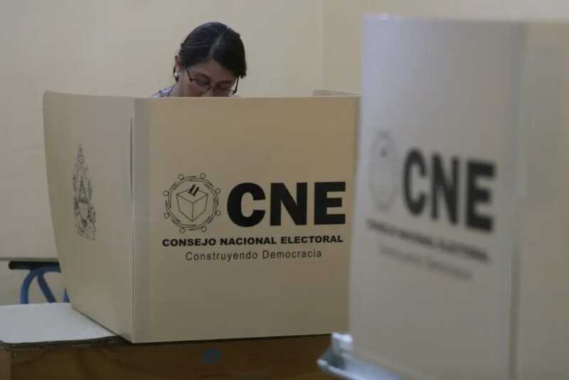 Elecciones en Honduras: Asfura toma ventaja en el escrutinio y desplaza al oficialismo 2 WhatsApp Image 2025 12 01 at 07.59.33 - 1