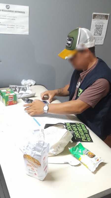 Posadas: quiso ingresar marihuana de contrabando para un preso y terminó demorado 3 WhatsApp Image 2025 12 01 at 12.34.02 - 2