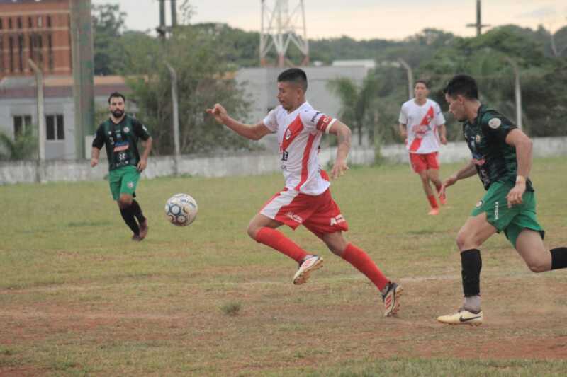 Regional Amateur: Guaraní cayó en Iguazú y hubo paridad en Posadas 3 WhatsApp Image 2025 12 07 at 19.47.20 - 2